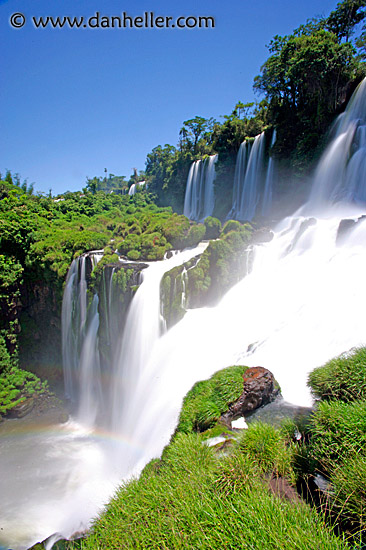 iguazu-falls-4a.jpg