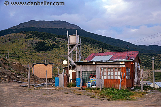 ushuaia-houses-3.jpg