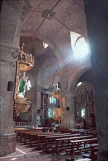 iglesia-sanfrancisco.jpg