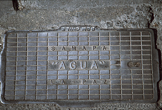 la_paz-manhole-2.jpg