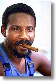 images/LatinAmerica/Cuba/Cigars/cigar-b.jpg