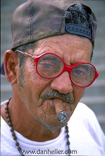 cigar-d.jpg