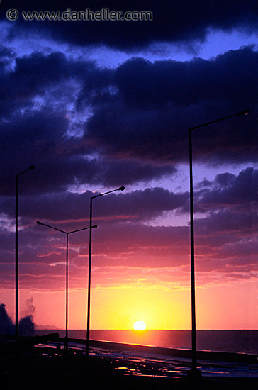 Sunset Lamp Posts (1)