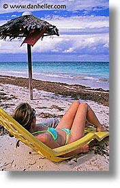 images/LatinAmerica/Cuba/People/DanJill/jill-beach-3.jpg