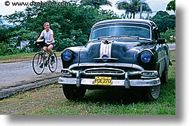bicycles, caribbean, cars, cuba, dan jill, havana, horizontal, island nation, islands, jills, latin america, people, south america, photograph