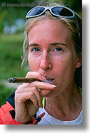images/LatinAmerica/Cuba/People/DanJill/jill-smoking-2.jpg