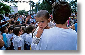 images/LatinAmerica/Cuba/People/Kids/distracted.jpg