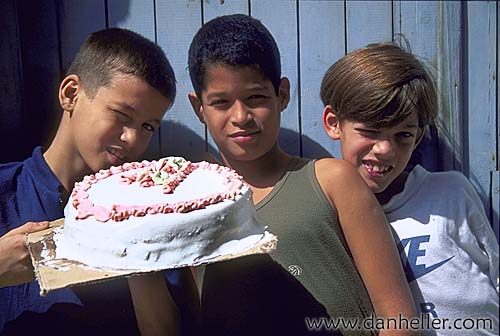 kids-cake.jpg