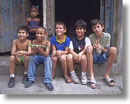 images/LatinAmerica/Cuba/People/Kids/kids-h.jpg