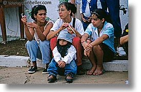 images/LatinAmerica/Cuba/People/Kids/undercover-agent.jpg