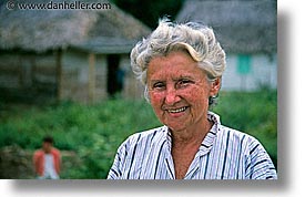 images/LatinAmerica/Cuba/People/Women/farm-owner.jpg