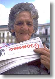 images/LatinAmerica/Cuba/People/Women/granma-paper.jpg