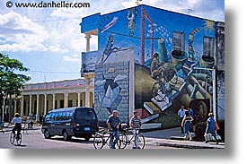 caribbean, cuba, horizontal, island nation, islands, latin america, murals, pinar del rio, sierra del rosario, photograph