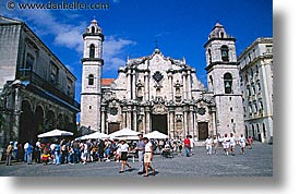 images/LatinAmerica/Cuba/PlazaCathedral/catedral-square-1.jpg