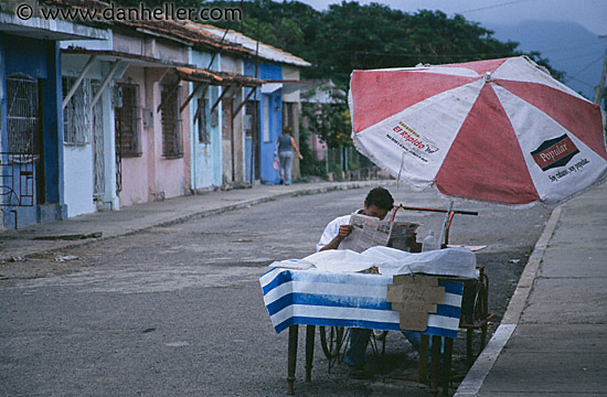 street-vendor.jpg