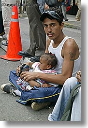 images/LatinAmerica/Ecuador/Quito/Men/man-n-baby-girl.jpg