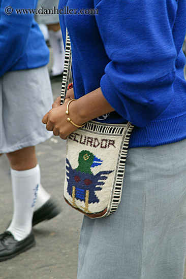 ecuador-knit-purse.jpg