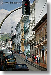 images/LatinAmerica/Ecuador/Quito/Town/quito-street-1.jpg