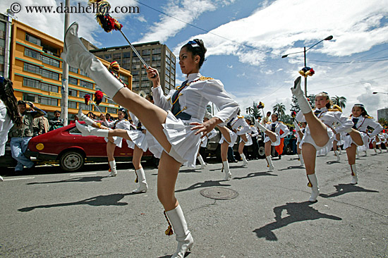 majorette-high-kick.jpg