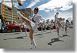 images/LatinAmerica/Ecuador/Quito/Women/majorette-high-kick.jpg