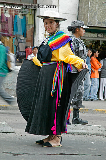 rainbow-colorful-quechua.jpg