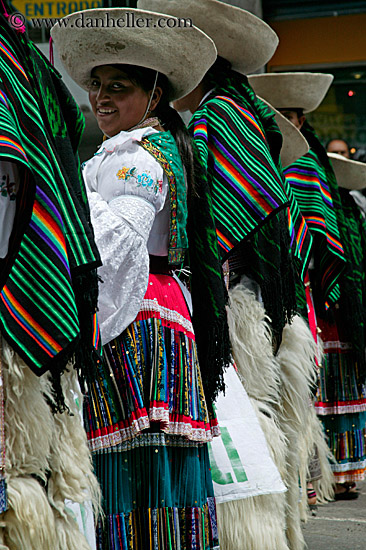 smiling-quechua-woman-in-green.jpg