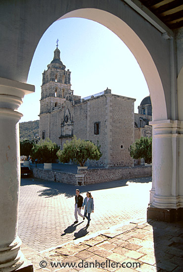 alamos-cathedral-b.jpg