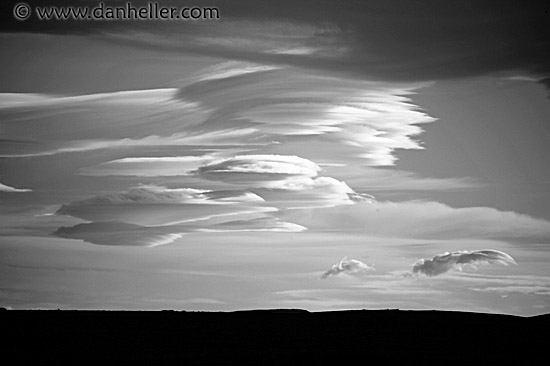 lenticular-clouds-2-bw.jpg