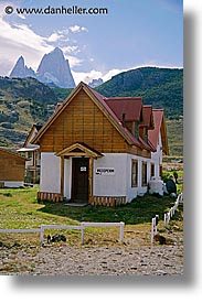 images/LatinAmerica/Patagonia/ElChalten/el-chalten-reception.jpg