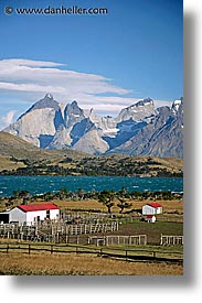 images/LatinAmerica/Patagonia/EstanciaLazo/estancia-lazo-3a.jpg