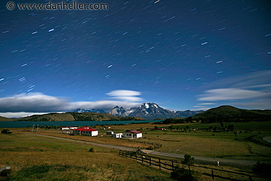 estancia-lazo-star-trails-2.jpg