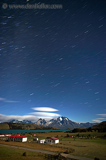 estancia-lazo-star-trails-3.jpg