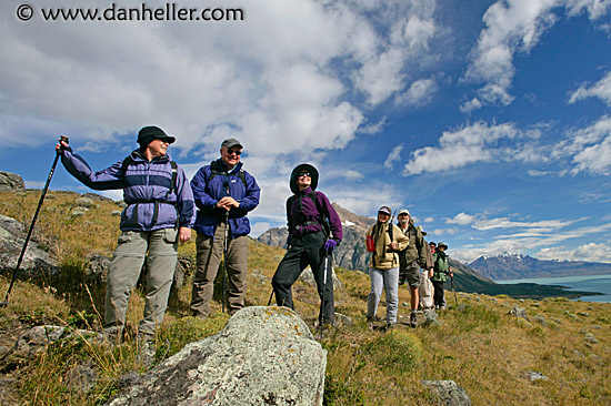 group-hike-3a.jpg