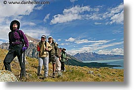 images/LatinAmerica/Patagonia/Hiking/group-hike-3b.jpg