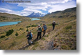images/LatinAmerica/Patagonia/Hiking/group-hike-5.jpg
