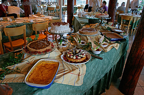 buffet-4.jpg