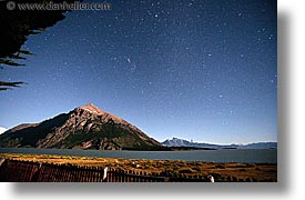 images/LatinAmerica/Patagonia/LagoViedma/lago-viedma-star-trails-3.jpg
