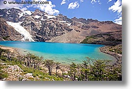 images/LatinAmerica/Patagonia/LagunaAzul/laguna-azul-05.jpg