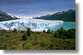 images/LatinAmerica/Patagonia/MorenoGlacier/BigViews/distant-view-6.jpg