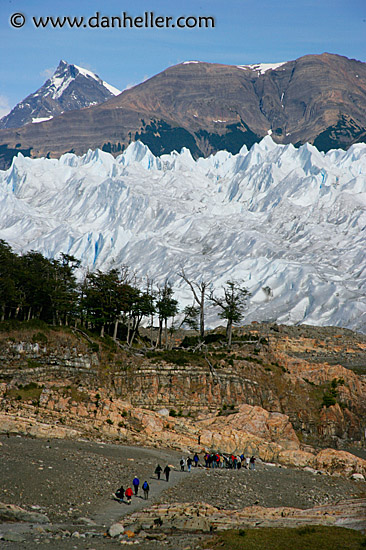 hiking-to-glacier.jpg