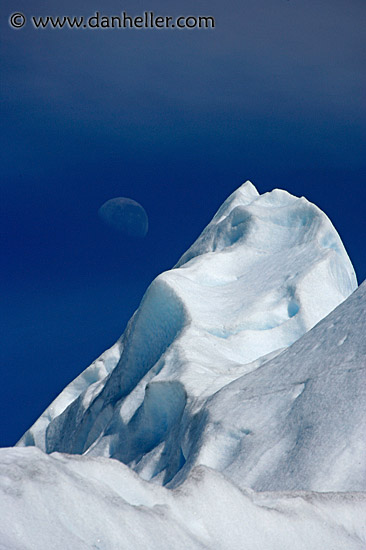 glacier-n-moon-5.jpg