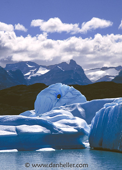 moreno-glacier-c.jpg