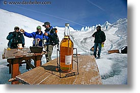 images/LatinAmerica/Patagonia/MorenoGlacier/GlacierHiking/glacier-whiskey-1.jpg