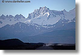images/LatinAmerica/Patagonia/Mountains/bus-n-mtns-2.jpg