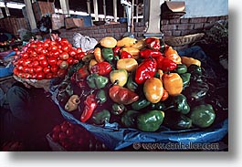 capital of peru, cities, cityscapes, cuzco, horizontal, latin america, market, peru, peruvian capital, towns, photograph