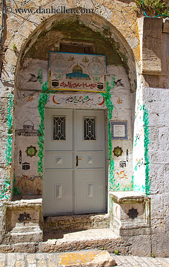 door-w-arabic-signage.jpg