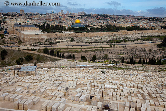 jewish-cemetary-1.jpg