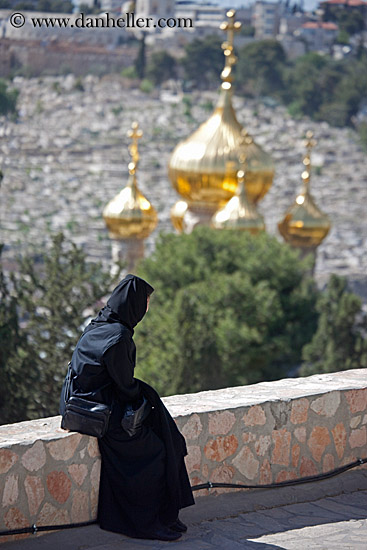 nuns-n-cathedral-4.jpg