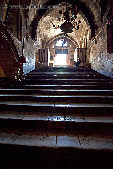 stairway-tunnel.jpg