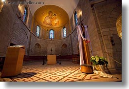 images/MiddleEast/Israel/Jerusalem/ReligiousSites/Misc/draped-jesus-n-gothic-tiling-1.jpg